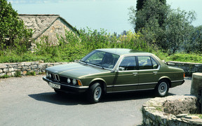 BMW E23