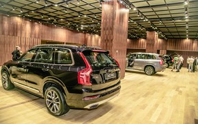 Volvo XC90_exterior_in