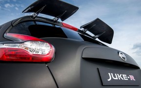 Nissan Juke-R 2.0