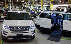 Ford Explorer - BraunAbility MXV