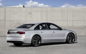 Audi S8 plus