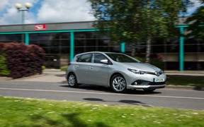 Toyota Auris 2015