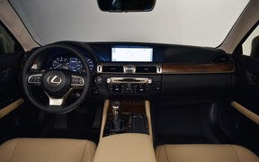 2016 Lexus GS 200t