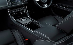 Jaguar XF In Jaguar XF In