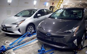 Toyota Prius spy