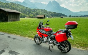 BMW S1000 XR