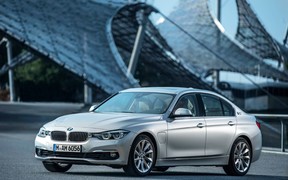 BMW 330e