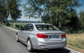 BMW 330e