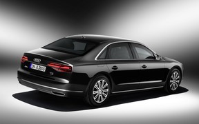 Audi A8 L Security