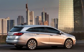 Opel Astra Sports Tourer 