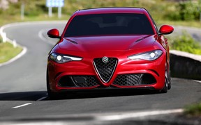 Alfa Romeo Giulia Quadrifoglio Alfa Romeo Giulia Quadrifoglio