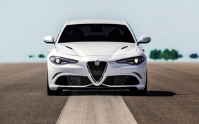 Alfa Romeo Giulia Quadrifoglio Alfa Romeo Giulia Quadrifoglio