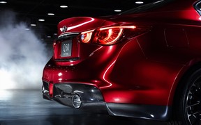 Infiniti Q50 Eau Rouge Infiniti Q50 Eau Rouge