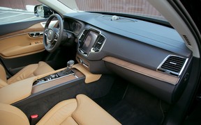 Volvo XC90 interior