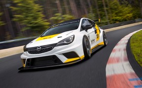 Opel Astra TCR