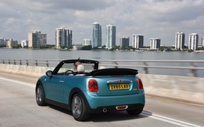 MINI Convertible