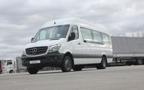 Mercedes-Benz Arobus Sprinter