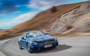Mercedes-Benz SL Mercedes-Benz SL