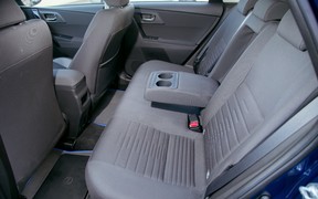 Toyota Auris Hybrid_interior