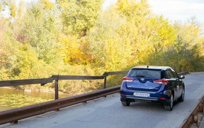 Toyota Auris Hybrid_exterior