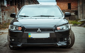 Mitsubishi Lancer X out