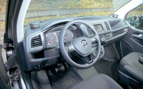 VW Caravelle_interior