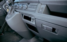 VW Caravelle_interior