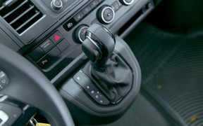 VW Caravelle_interior VW Caravelle_interior