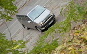 VW Caravelle_exterior VW Caravelle_exterior
