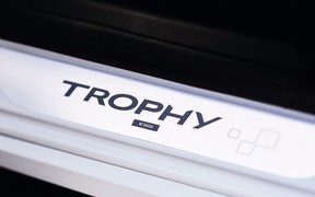 Renault-Clio-RS-220-Trophy Renault-Clio-RS-220-Trophy