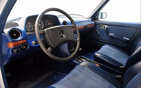 Mercedes-Benz W123 Mercedes-Benz W123