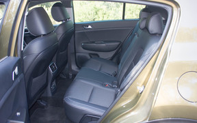 KIA Sportage_interior