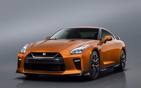 Nissan GT-R 2016