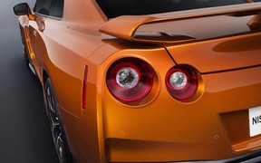 Nissan GT-R 2016