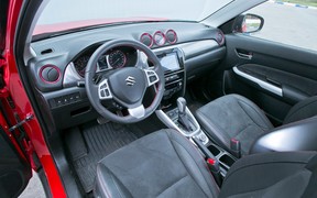 Suzuki Vitara S Interior