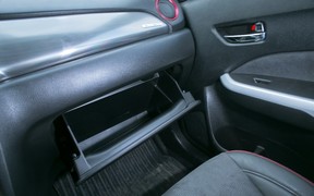 Suzuki Vitara S Interior