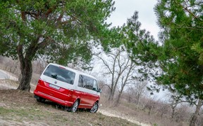 VW_Multivan_exterior