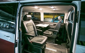 VW_Multivan_interior