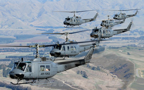 UH-1 UH-1
