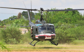 UH-1 UH-1