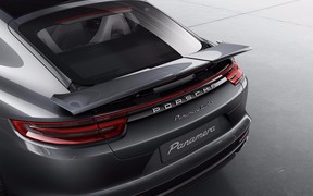 Porsche Panamera Ext