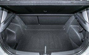 KIA_cee`d_interior