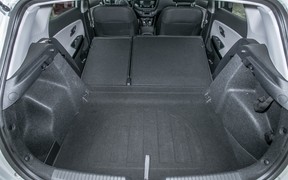 KIA_cee`d_interior