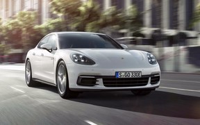 Porsche Panamera 4 E-Hybrid