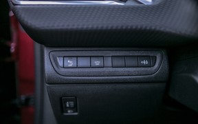 Peugeot_2008_interior