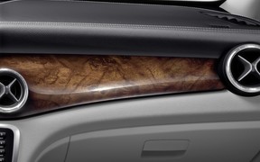 Mercedes-Benz CLA fl Mercedes-Benz CLA fl