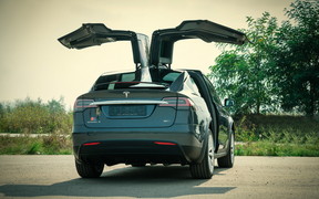 Tesla Model X