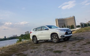 Mitsubishi Pajero Sport