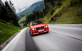 BMW M3 E30