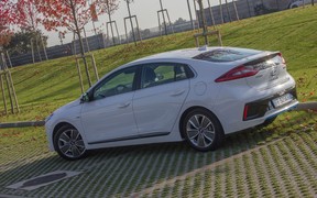 Hyundai Ioniq